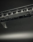 carbon fiber m-lok rail cover kit mounted on ar-15 handguard