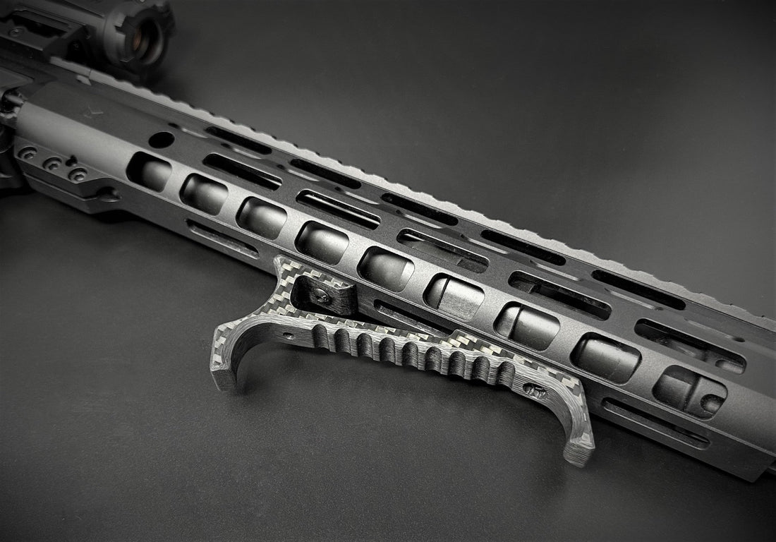 "Moruzzi Aerolite A.F.G. V.2 Carbon Fiber Tactical Handstop: Lightweight and durable firearm accessory."